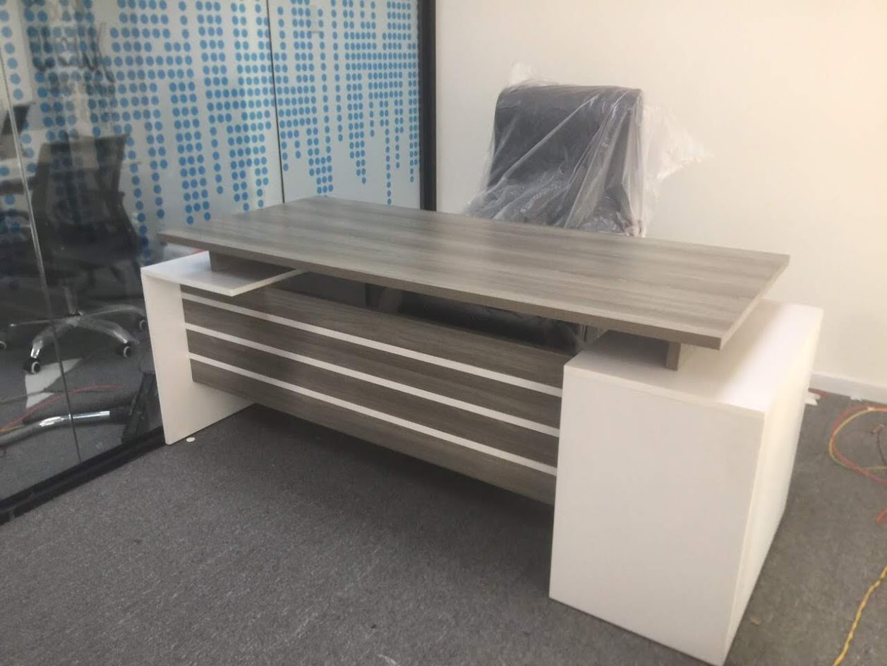 Bàn giám đốc gỗ lớn BGĐ06