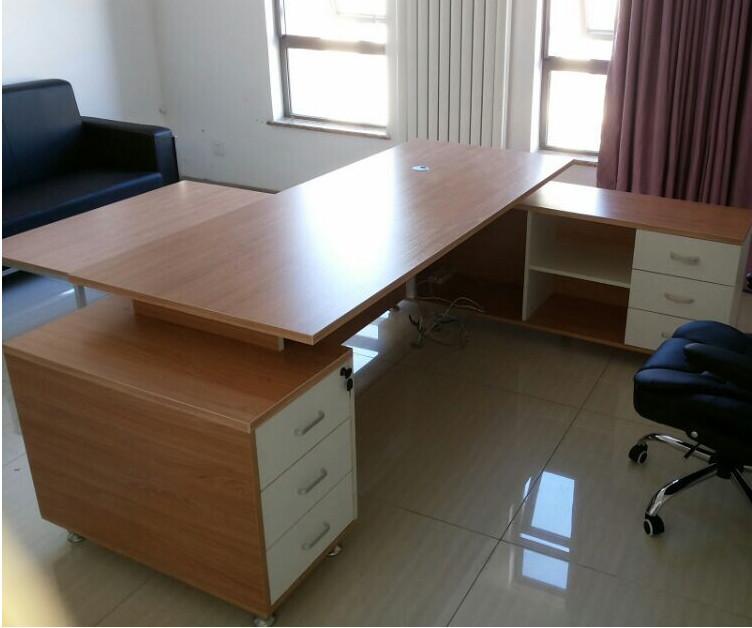 Bàn giám đốc hiện đại 2 hộc tủ 2 bên BGĐ34