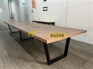 Bàn họp chân hình thang BH110