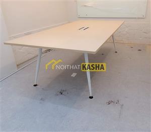 Bàn họp chân sắt Col BH40