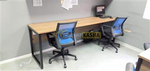 Bàn làm việc đôi chân sắt có khung xương BC05