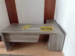 Bàn trưởng phòng có vách chắn BTP48