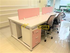 Bộ bàn cụm văn phòng chân sắt màu hồng BC208